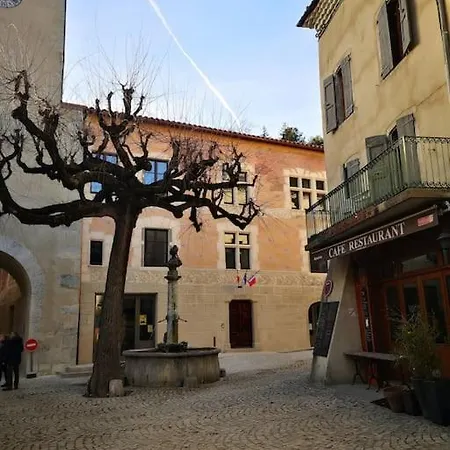 Maison Le Rossignol Ferienhaus *